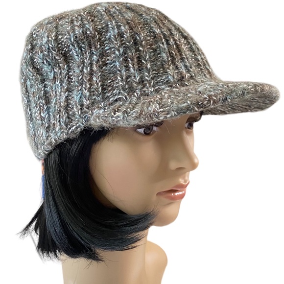 Unisex Columbia Convert Green/Gray Knitted Beenie Hat - Picture 1 of 12